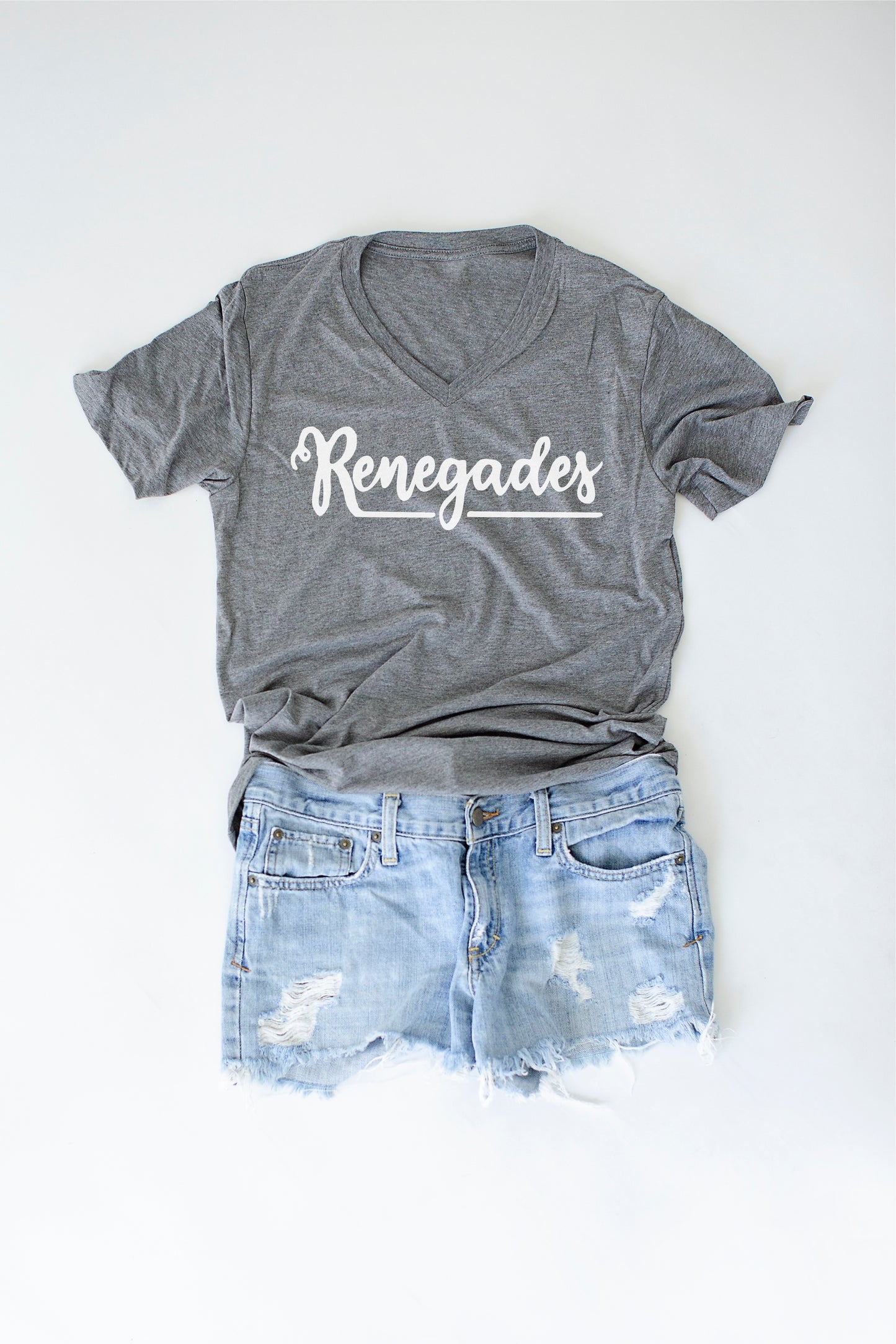 renegades script short sleeve tee