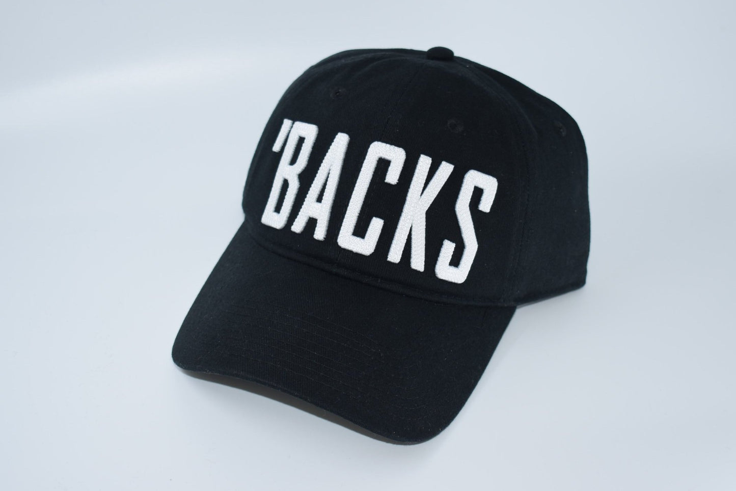 'BACKS low profile curved bill