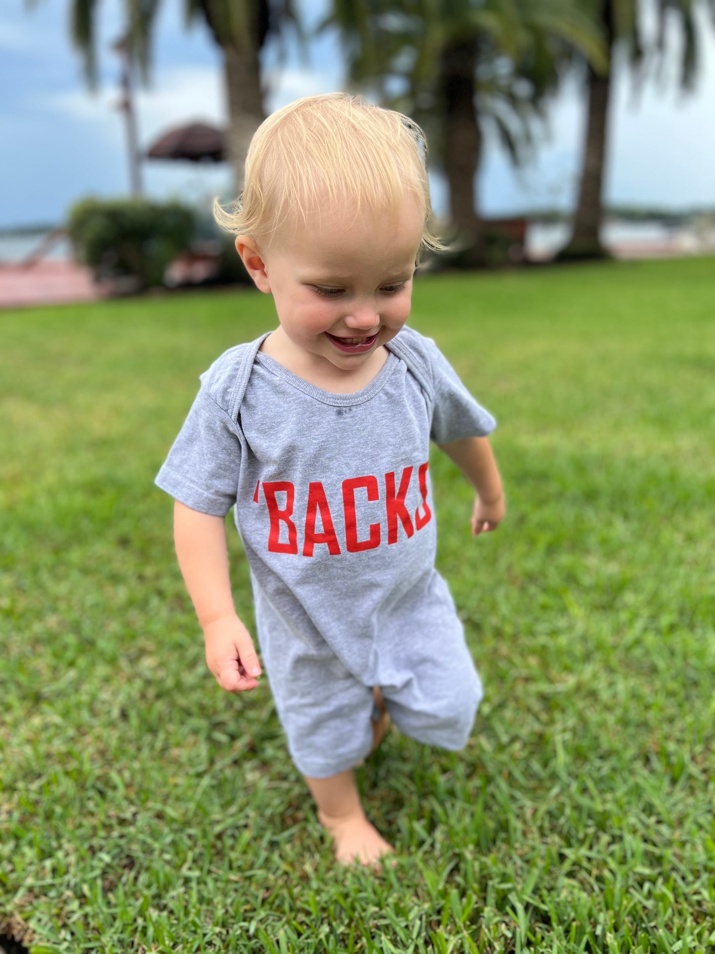 'BACKS baby romper