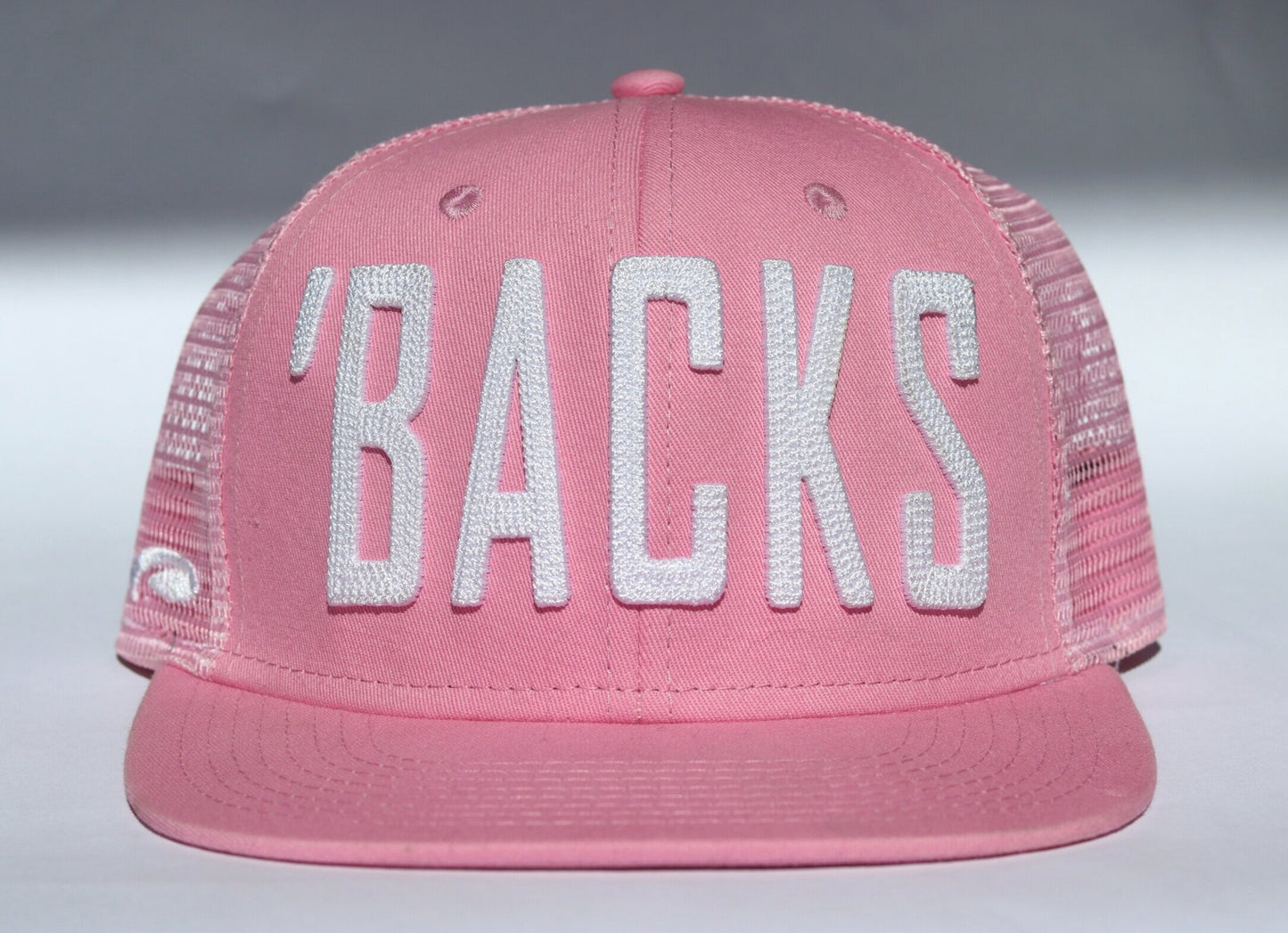 'BACKS Pink flat bill